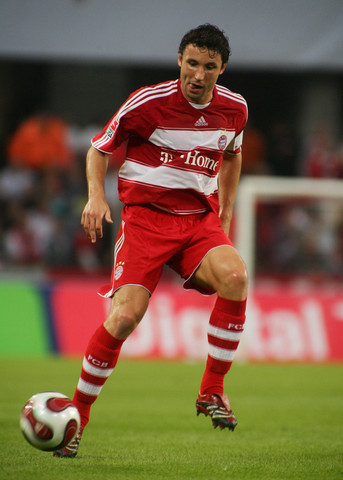 与短传贯穿 与短传贯穿